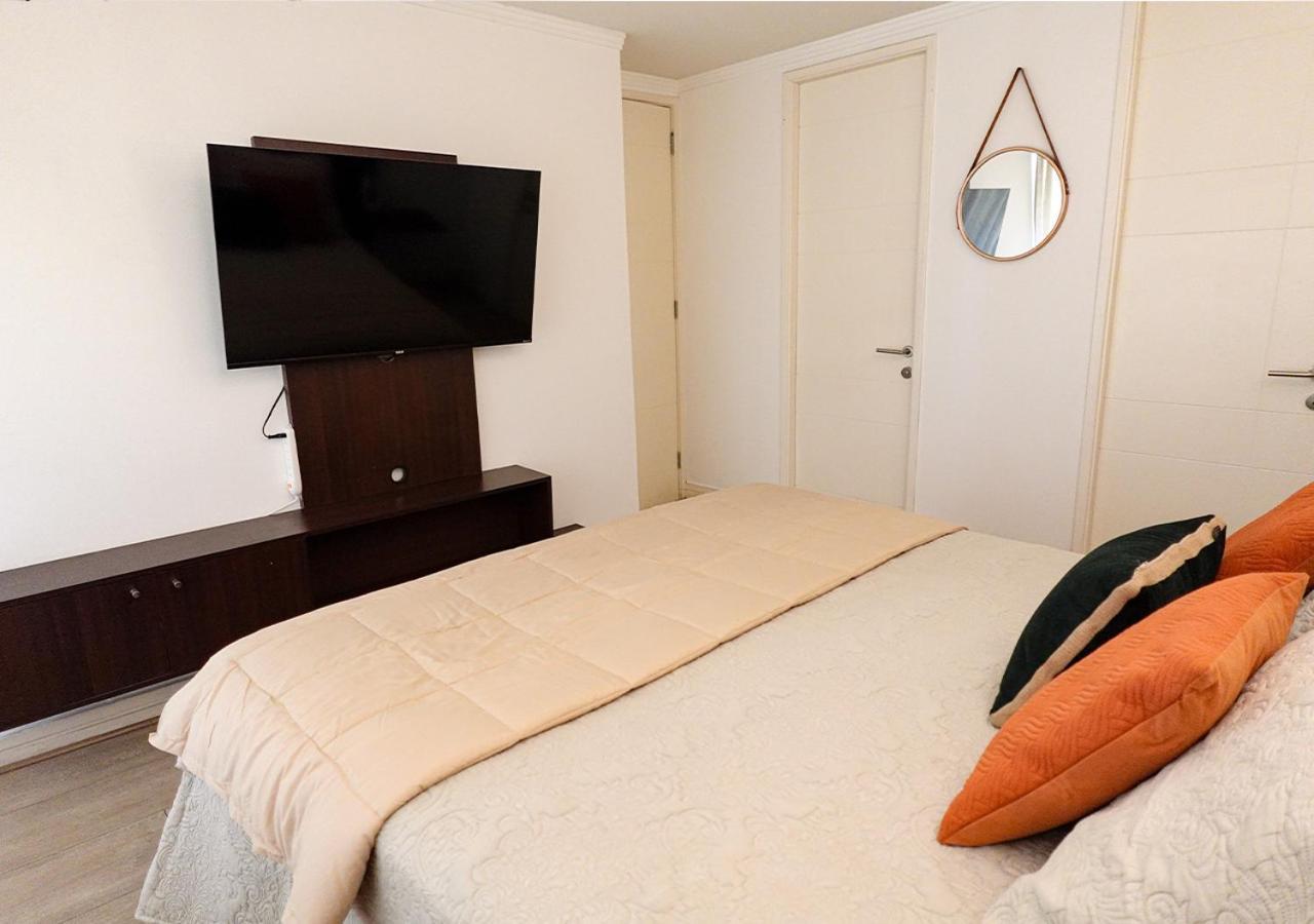 A Pasos Del Parque Arauco - Condes Apartamento